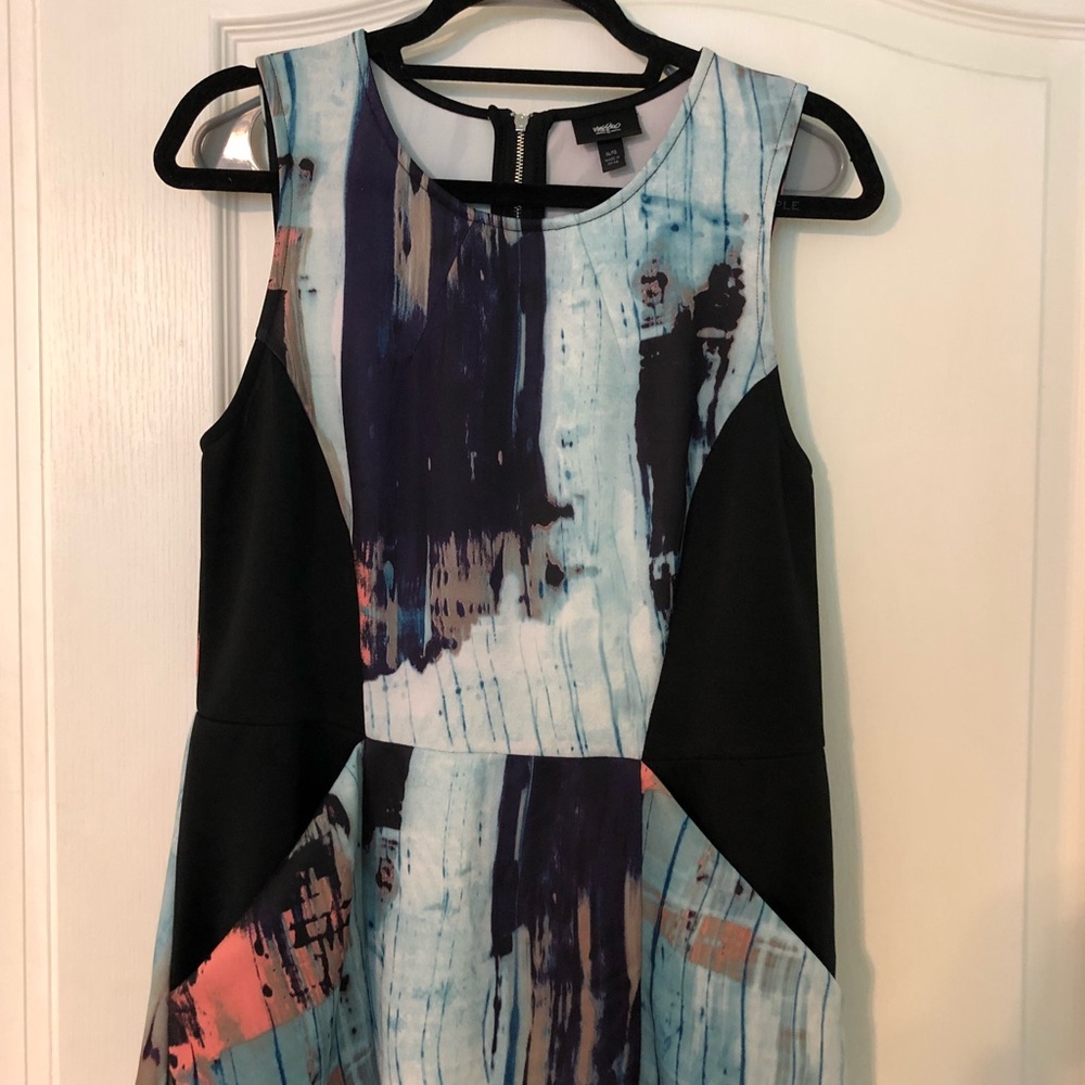 Patterned dress - Picture 2 of 2